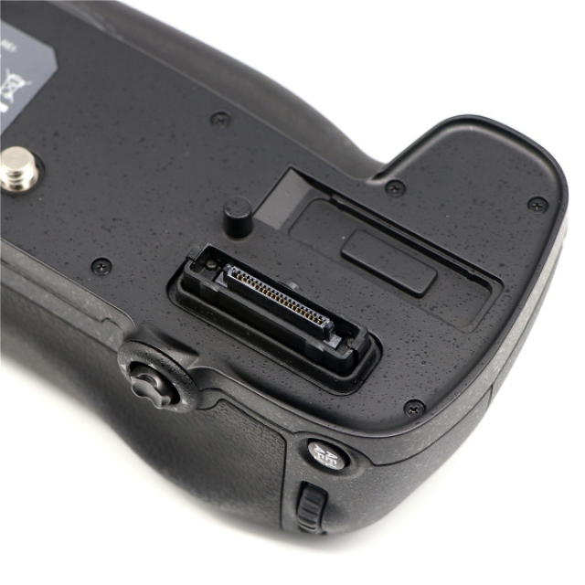 Батарейный блок-рукоятка Nikon MB-D14 (Nikon D610, D600) - фото4